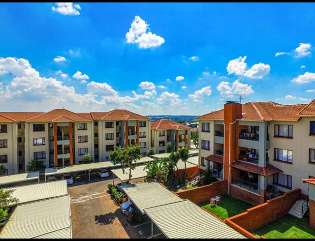 3 BEDROOM PROPERTY TO RENT IN GREENSTONE HILL